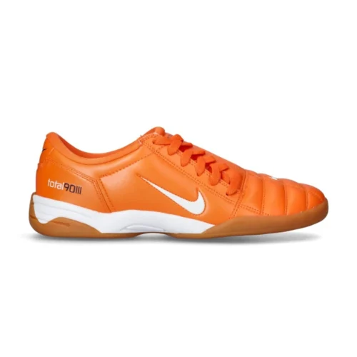 NIKE T90