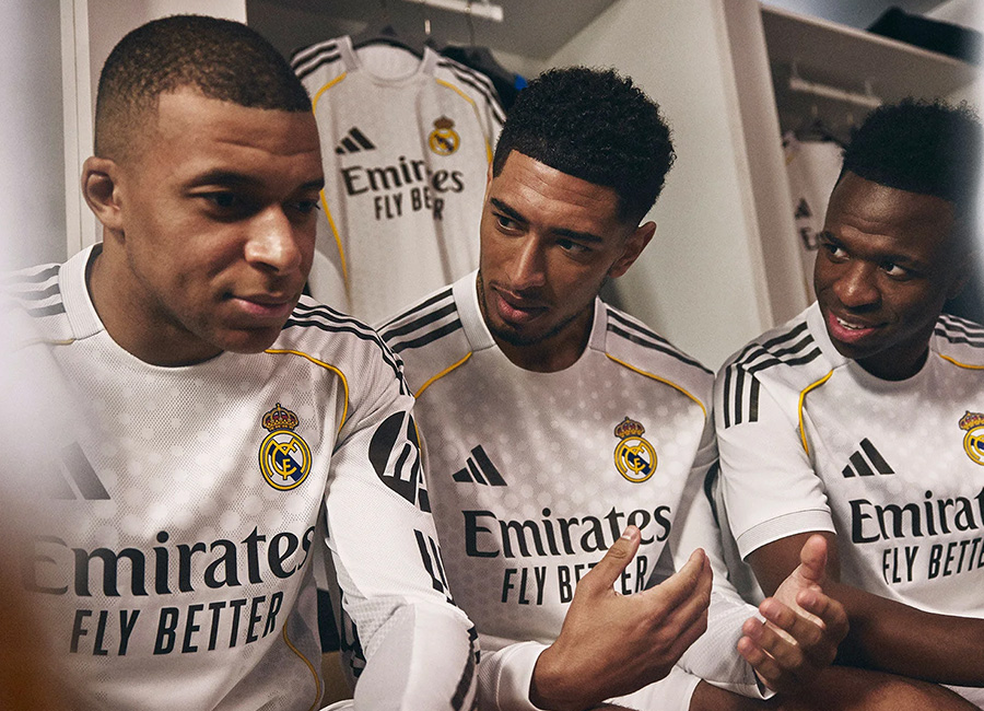 maillots et t-shirts du Real Madrid 25/26